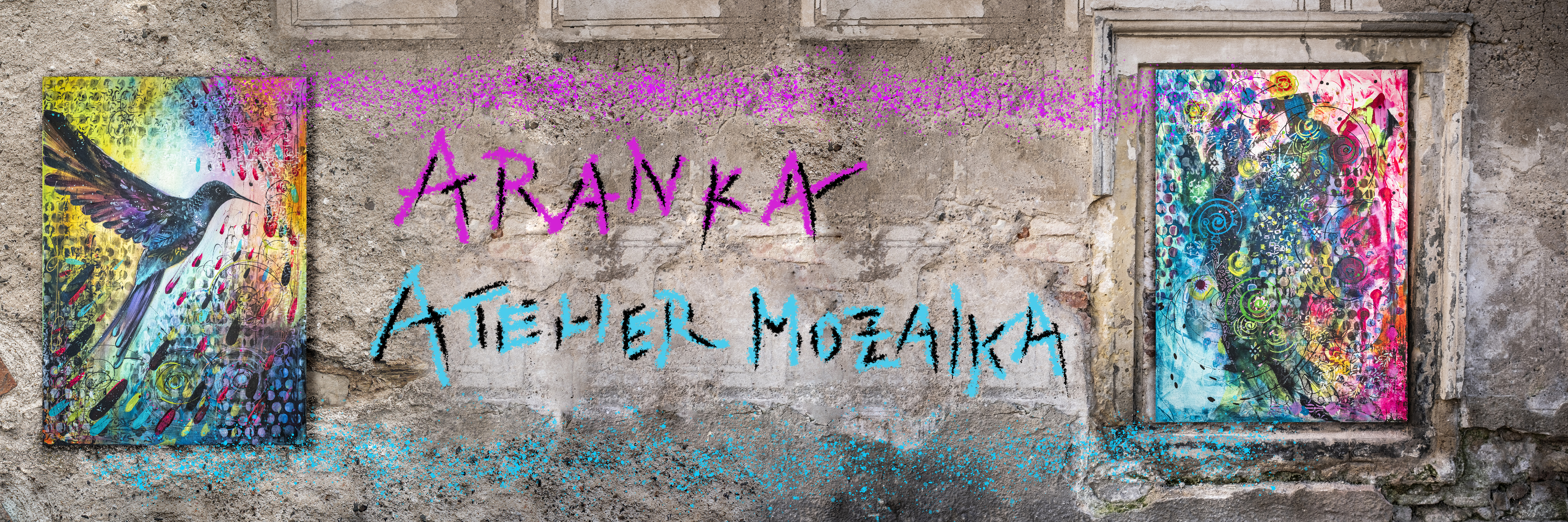 Dva obrazy instalované na zdi s nápisem Aranka Atelier Mozaika